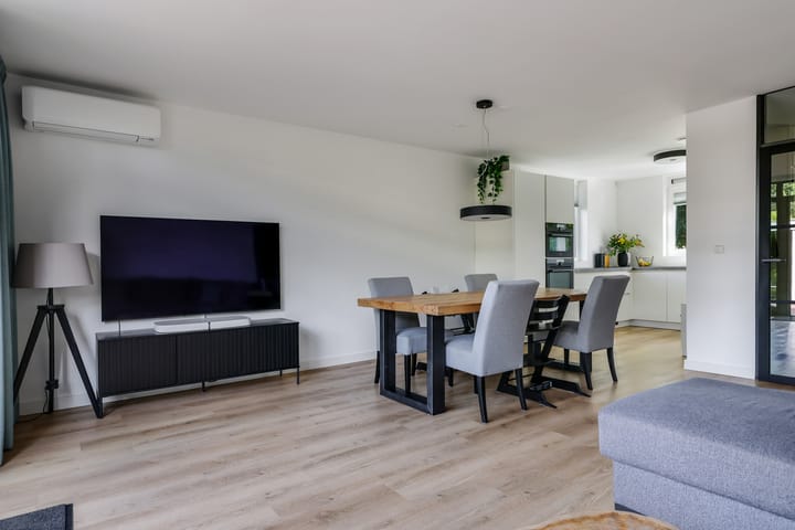 Hoekwoning te koop: Harriët Freezerlaan 26, Elst (Ge)