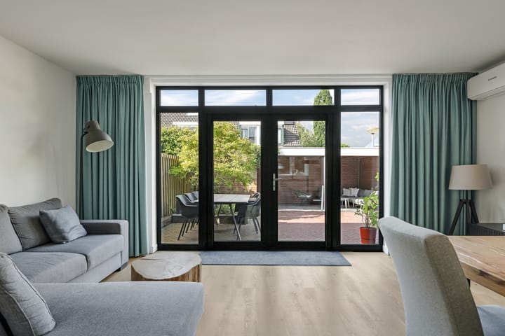 Hoekwoning te koop: Harriët Freezerlaan 26, Elst (Ge)