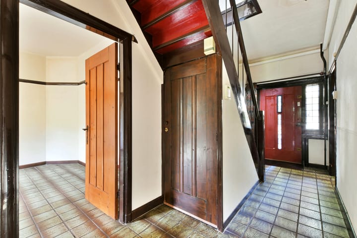 Twee-onder-één-kap te koop: Albertus Perkstraat 47, Hilversum