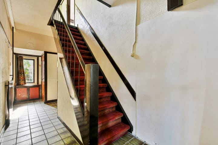 Twee-onder-één-kap te koop: Albertus Perkstraat 47, Hilversum