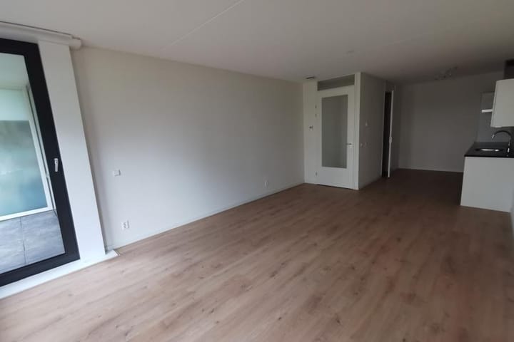 Appartement te huur: Vrouwengelukhof 248, Amsterdam