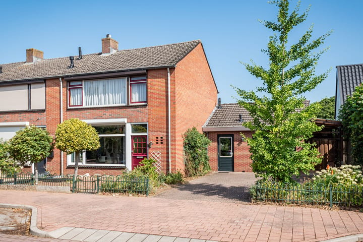 Hoekwoning te koop: Lijsterstraat 8, Ulft