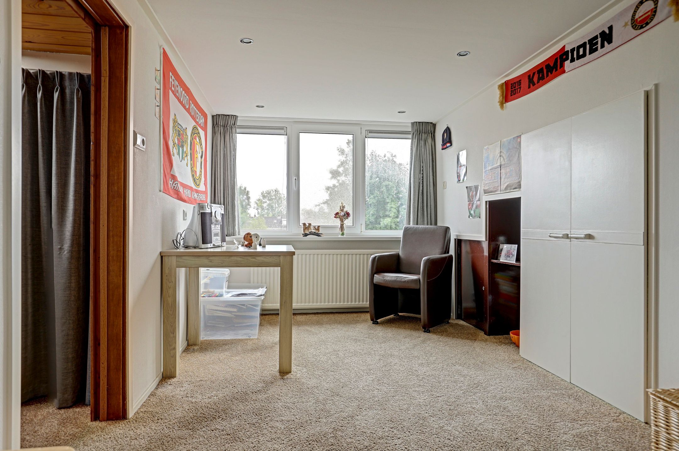 Photo 33 of Uitterlier 70