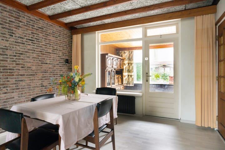 Tussenwoning te koop: Engelbertstraat 9, Alphen (Nb)