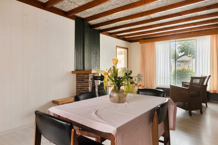 Tussenwoning te koop: Engelbertstraat 9, Alphen (Nb)