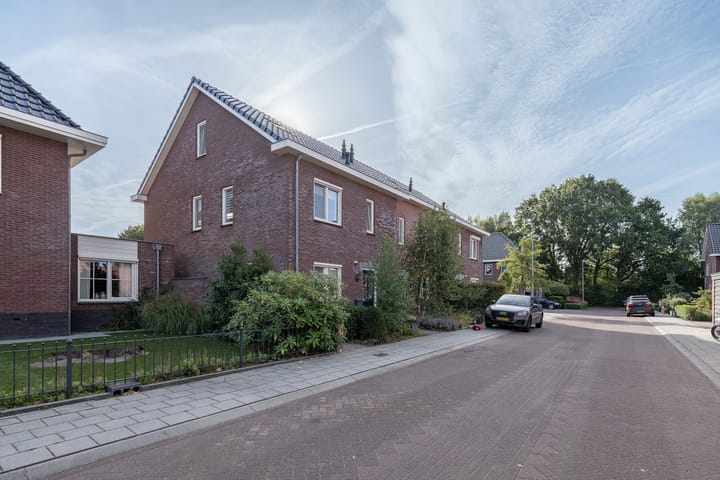 Hoekwoning te koop: De Maalsteen 3, Kootwijkerbroek