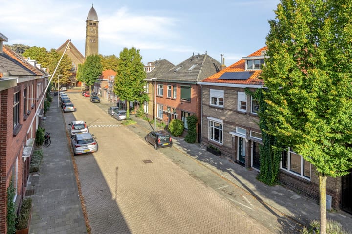 Appartement te koop: St Theresiastraat 28, Eindhoven