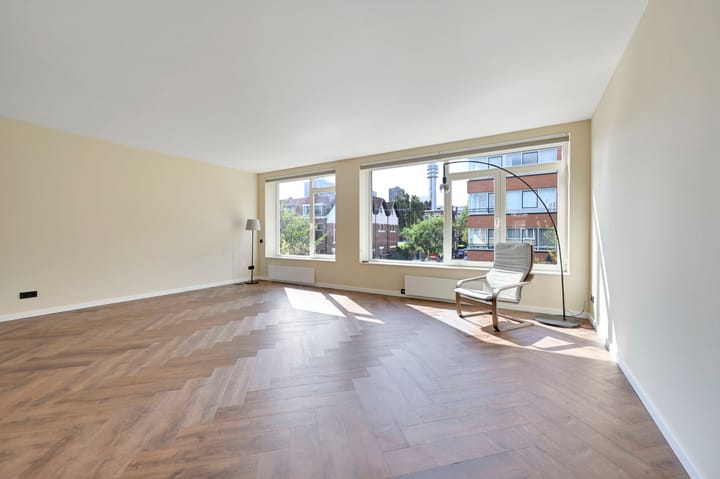 Woning te koop: 2e De Carpentierstraat 198, 'S-Gravenhage