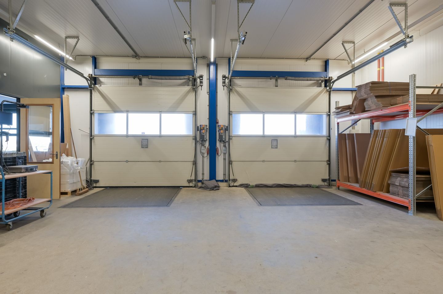 Bekijk foto 4 van Westrak 208