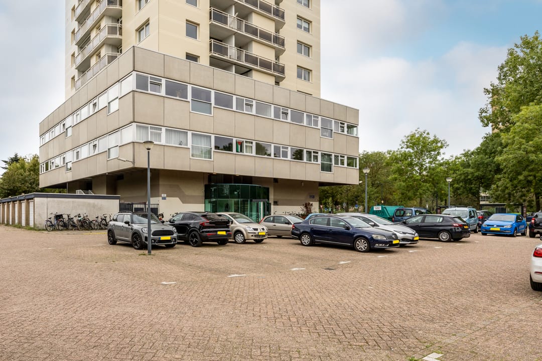 Photo 17 of Professor Van der Scheerstraat 235