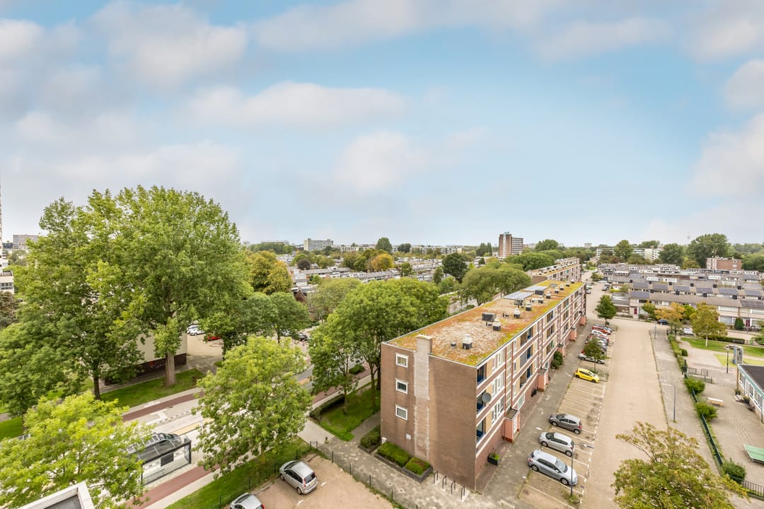 Photo 16 of Professor Van der Scheerstraat 235