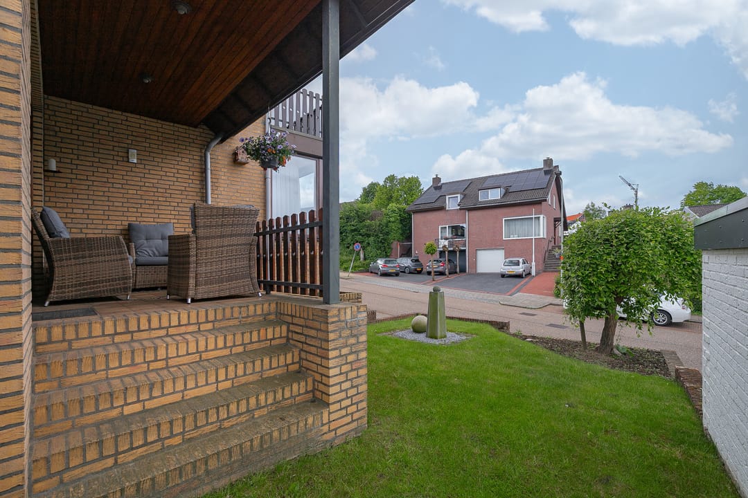 Photo 23 of Holstraat 3