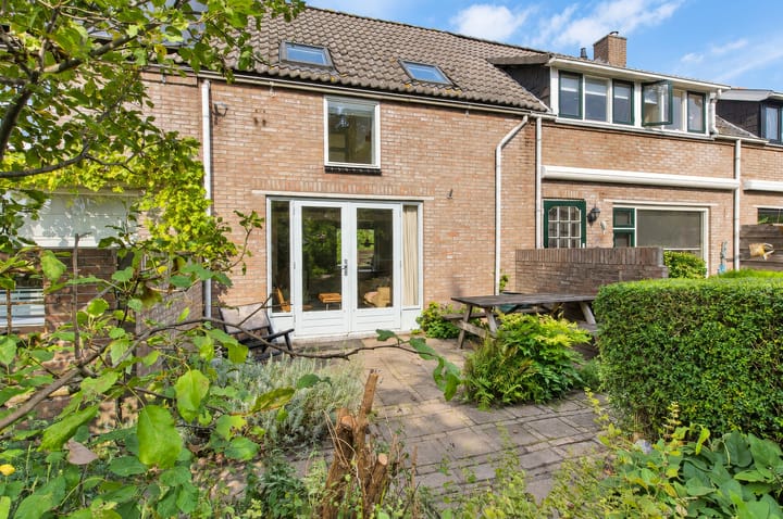 Tussenwoning te koop: Donkerstraat 51, Heesselt