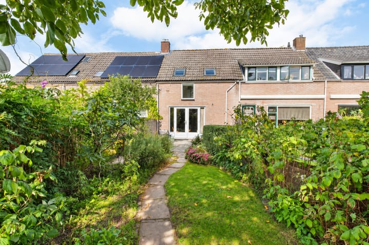 Tussenwoning te koop: Donkerstraat 51, Heesselt