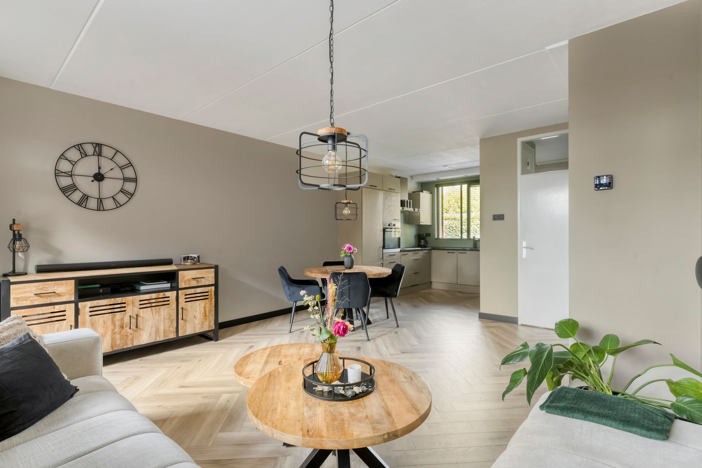Foto 4 van D.S. van Schuppenstraat 19