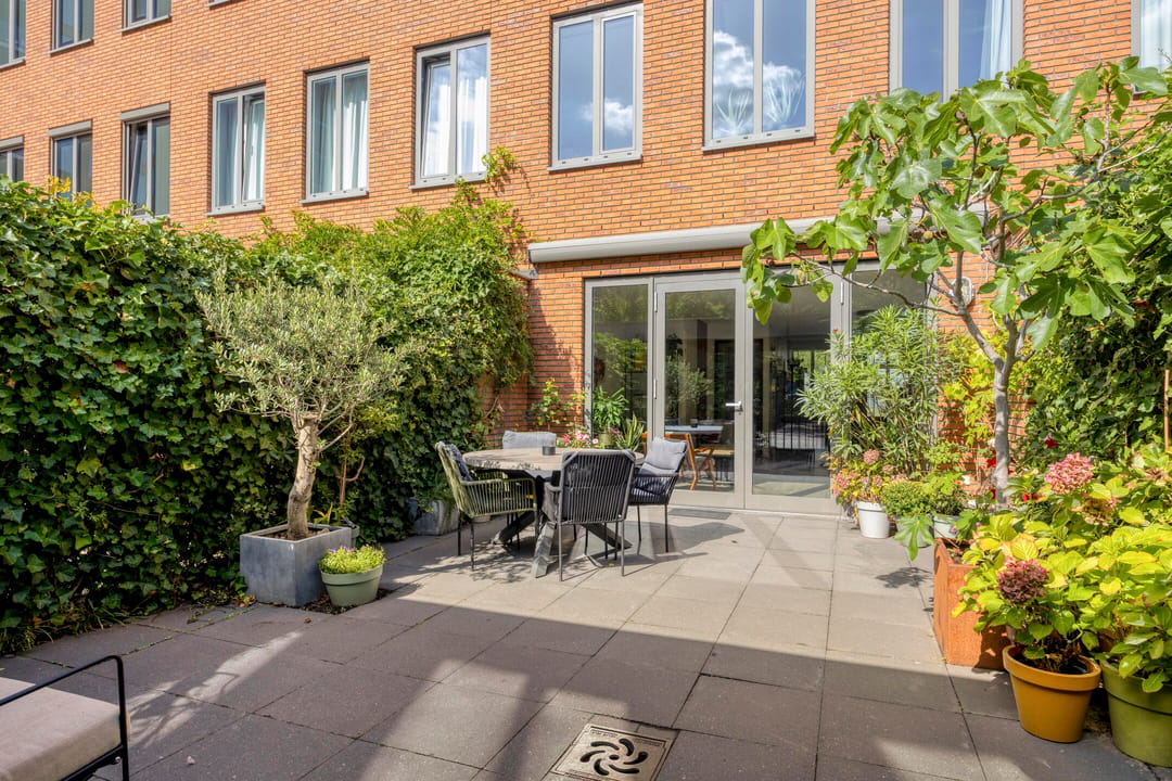 Photo 37 of Galjoenstraat 12