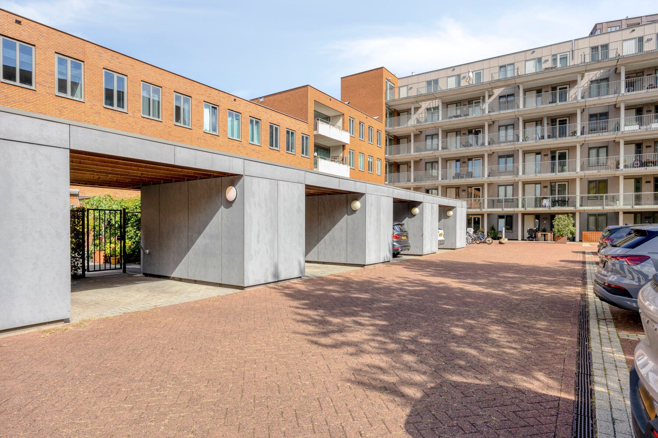 Photo 45 of Galjoenstraat 12