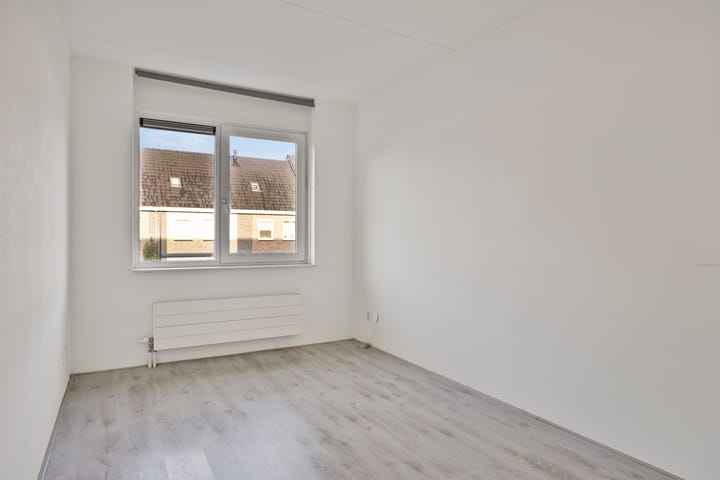 Tussenwoning te huur: Bresselaan 23, Barneveld