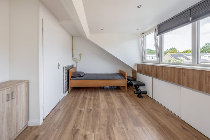 Hoekwoning te koop: Albert Verweijlaan 45, Hillegom