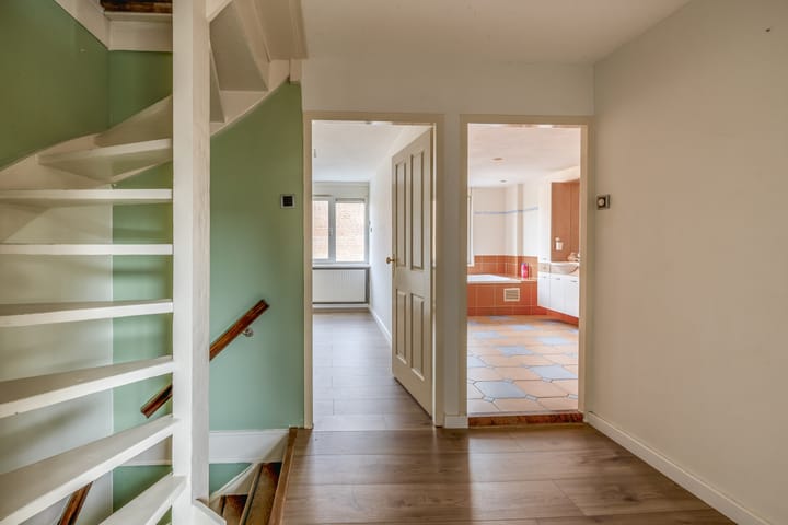 Hoekwoning te koop: Albert Verweijlaan 45, Hillegom