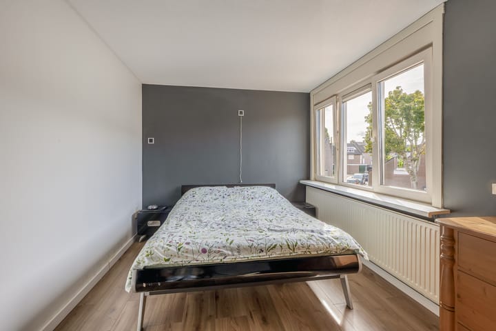 Hoekwoning te koop: Albert Verweijlaan 45, Hillegom