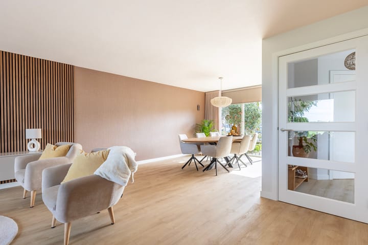 Tussenwoning te koop: Ridder Arnoud van Amstelstraat 12, Polsbroek