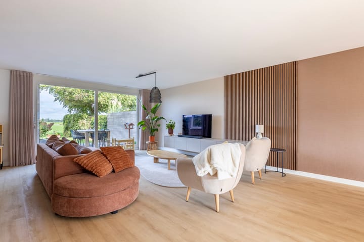 Tussenwoning te koop: Ridder Arnoud van Amstelstraat 12, Polsbroek