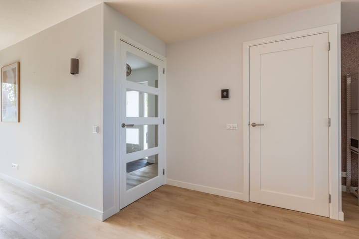 Tussenwoning te koop: Ridder Arnoud van Amstelstraat 12, Polsbroek
