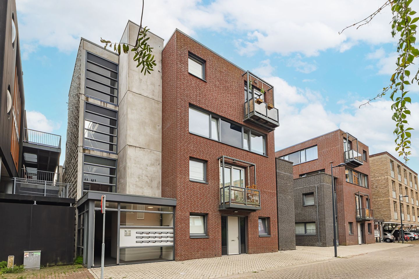Foto 1 van Donkvaart 7-B6