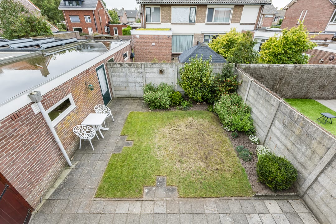 Photo 37 of Van Spreeuwelstraat 17