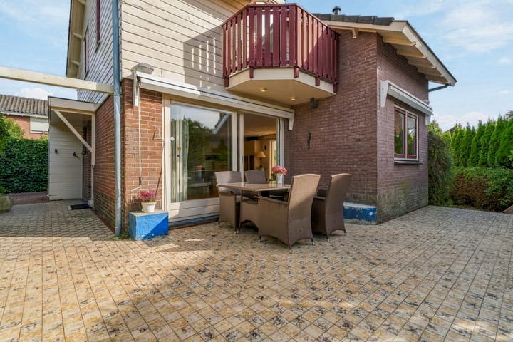 Vrijstaande woning te koop: Plaswijk 11, Vinkeveen