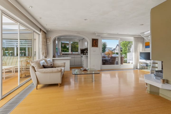 Vrijstaande woning te koop: Plaswijk 11, Vinkeveen