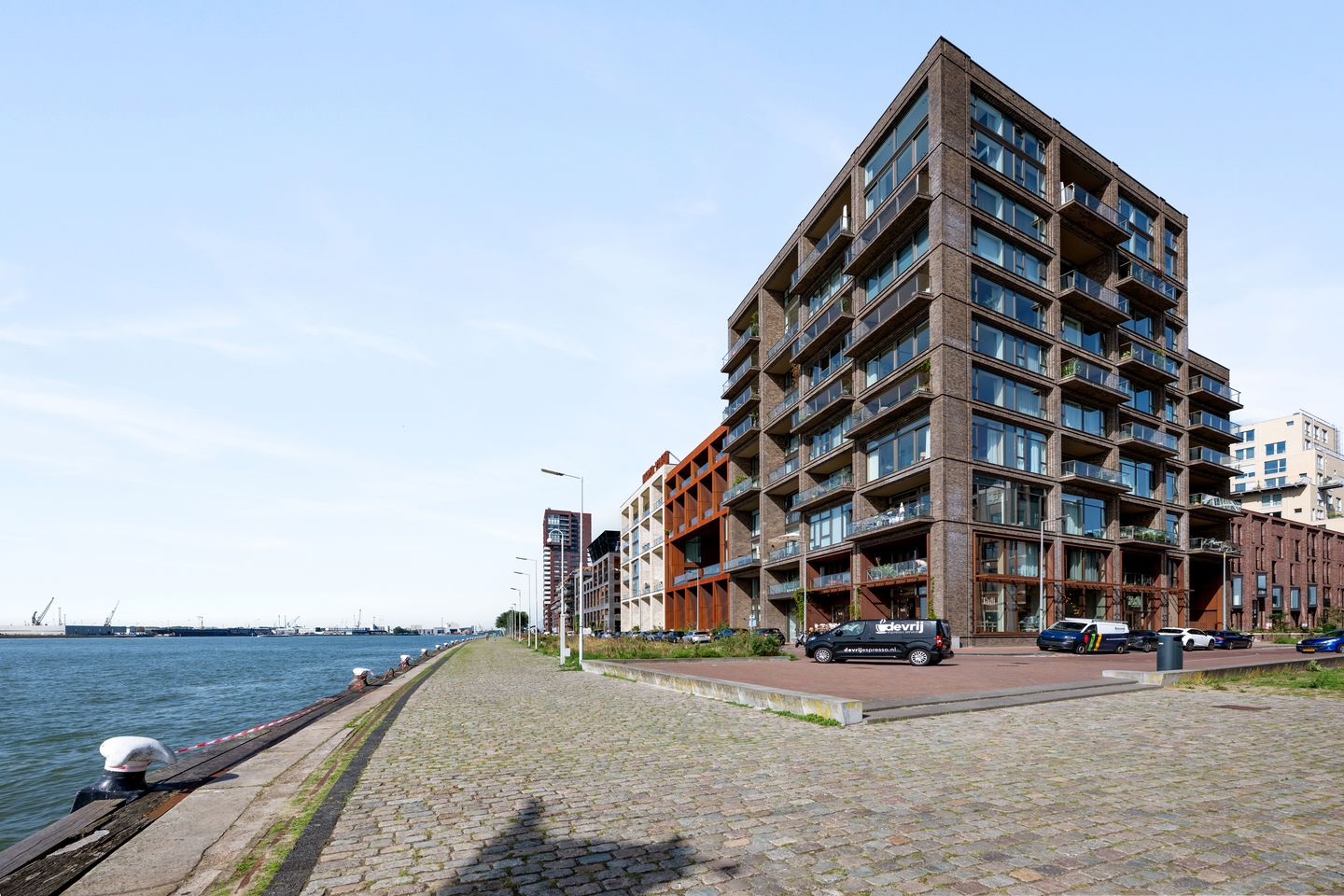 Photo 40 of Lloydkade 463