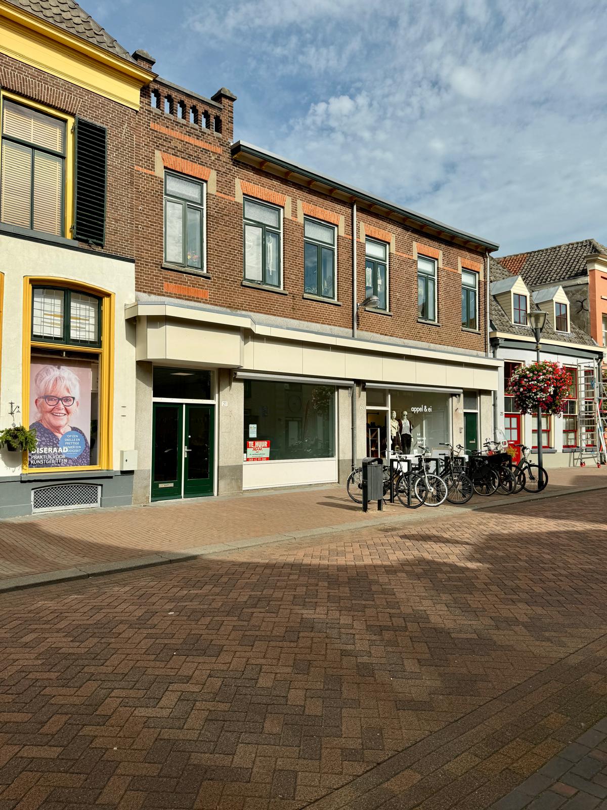 View photo 4 of Laarstraat 21