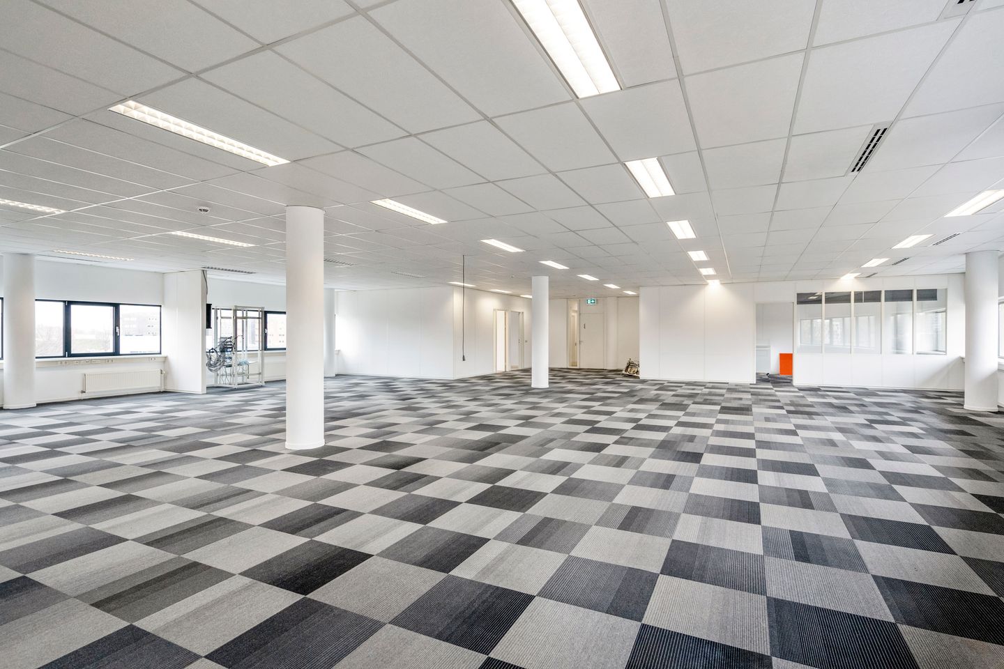 Bekijk foto 2 van Joop Geesinkweg 125-AE