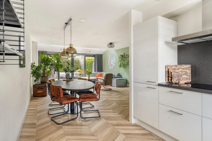 Tussenwoning te koop: Abdij 54, Zwijndrecht