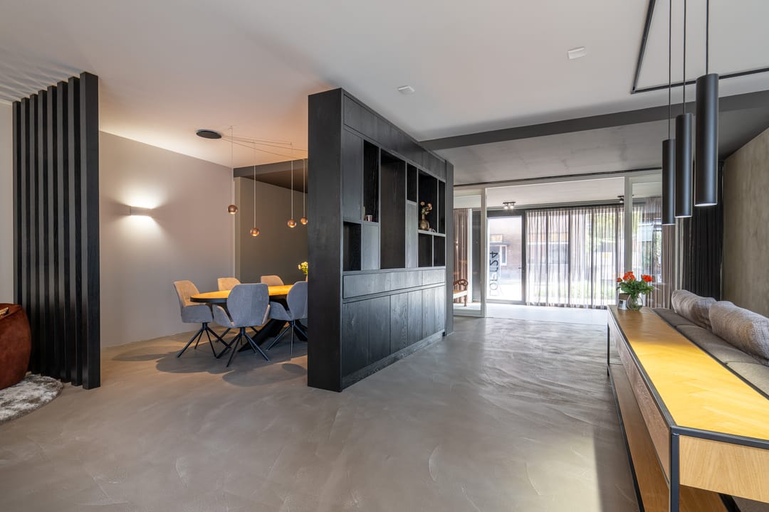 Photo 11 of Deken Nicolaijestraat 24