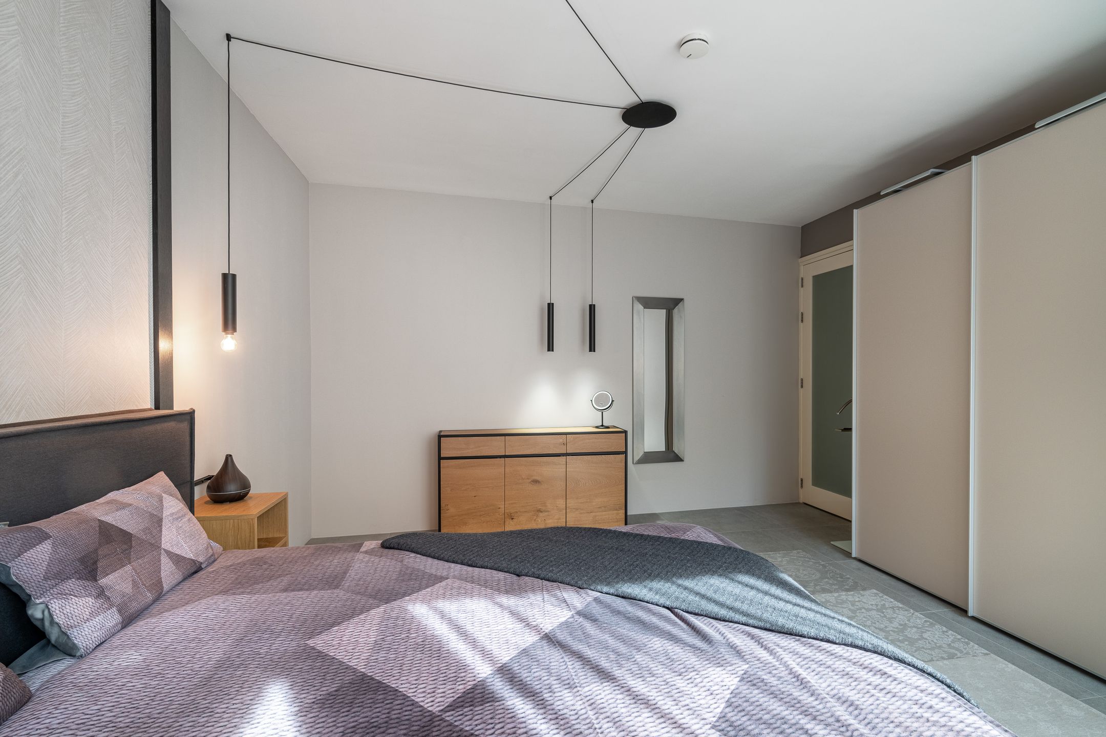Photo 15 of Deken Nicolaijestraat 24