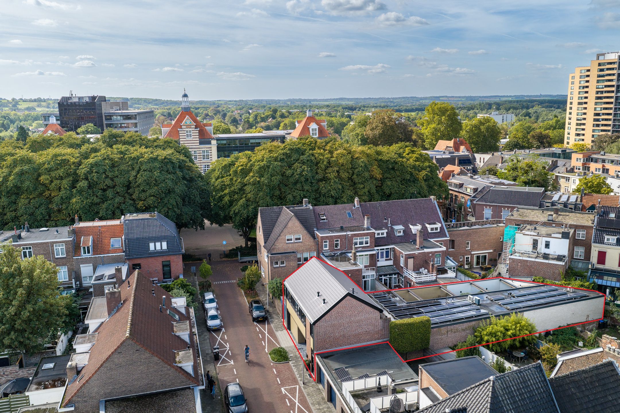 Photo 42 of Deken Nicolaijestraat 24