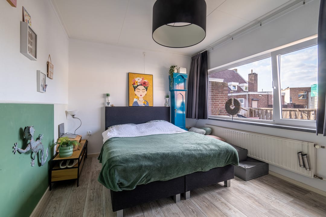 Photo 37 of Deken Nicolaijestraat 24