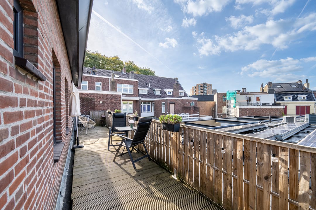 Photo 41 of Deken Nicolaijestraat 24