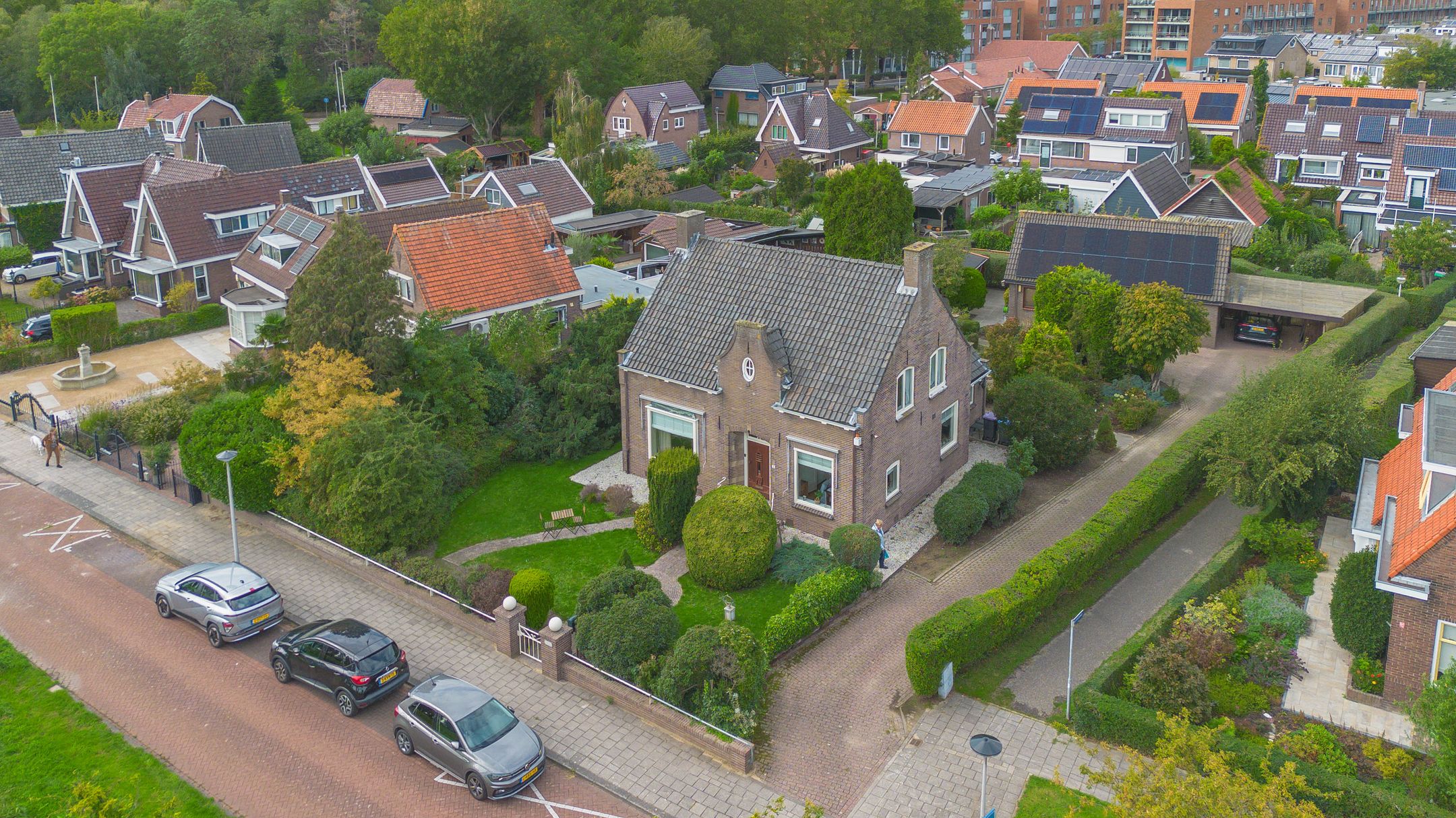 Parallelweg 10 