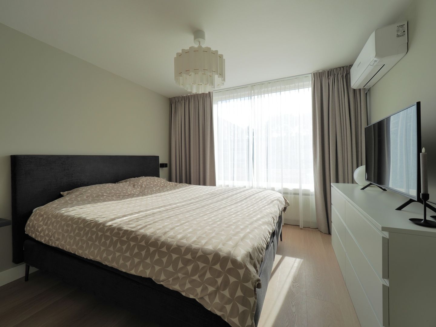 Photo 34 of Menno ter Braakstraat 9