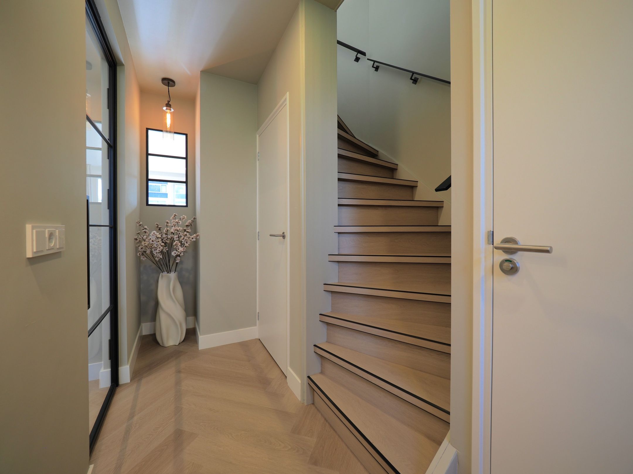 Photo 12 of Menno ter Braakstraat 9