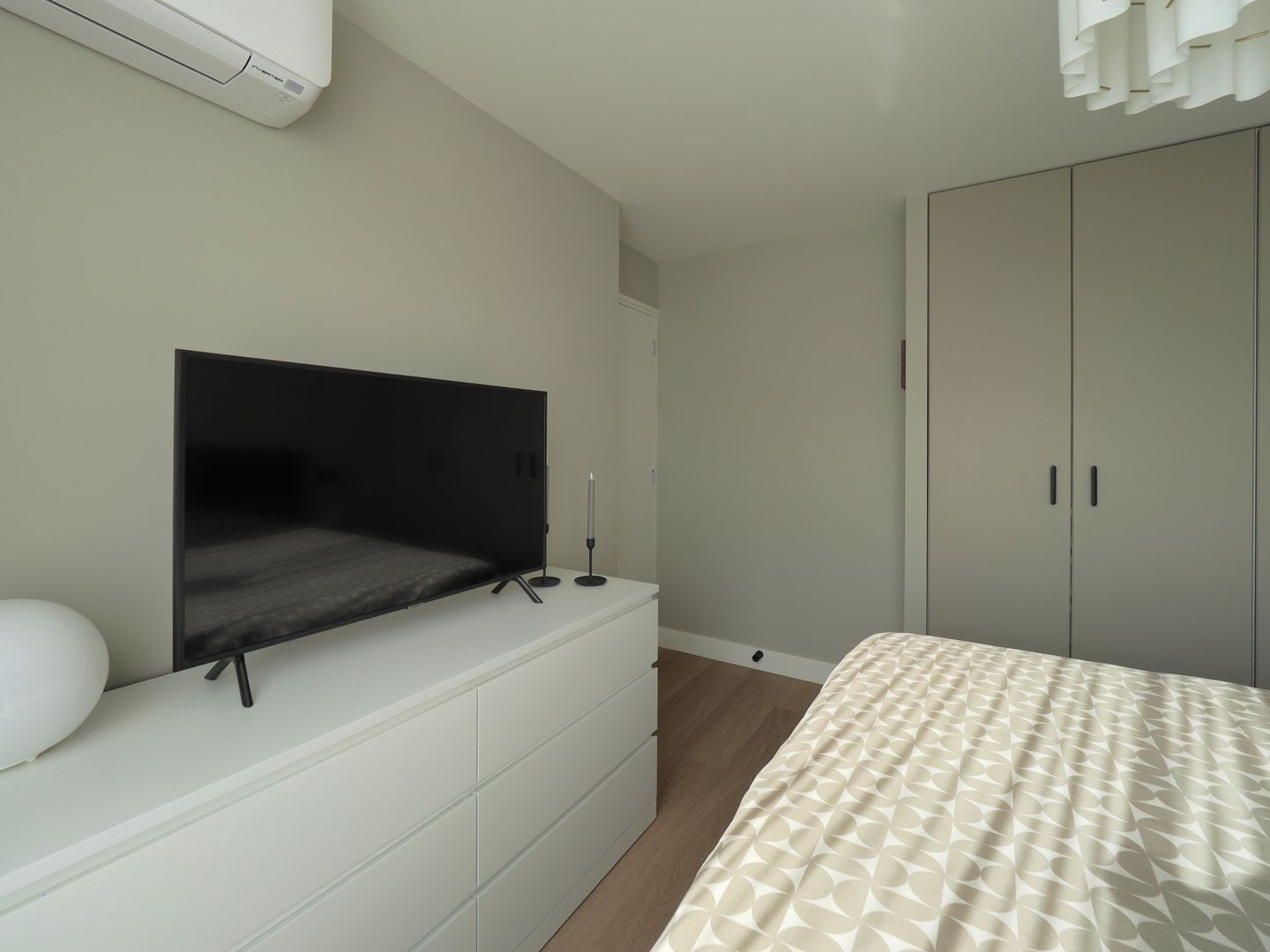 Photo 35 of Menno ter Braakstraat 9