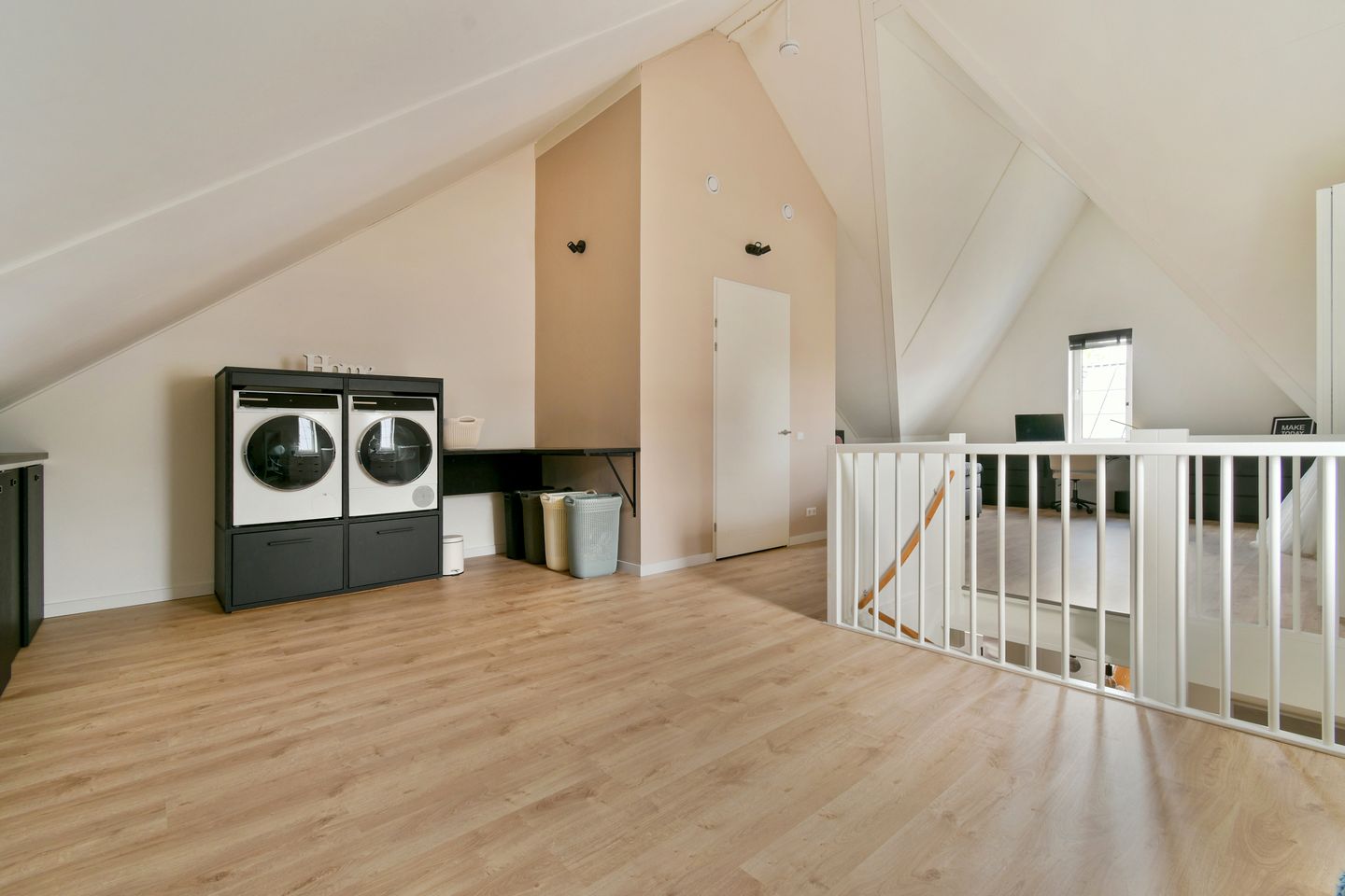 Photo 29 of Pieter van den Hoogenbandstraat 38