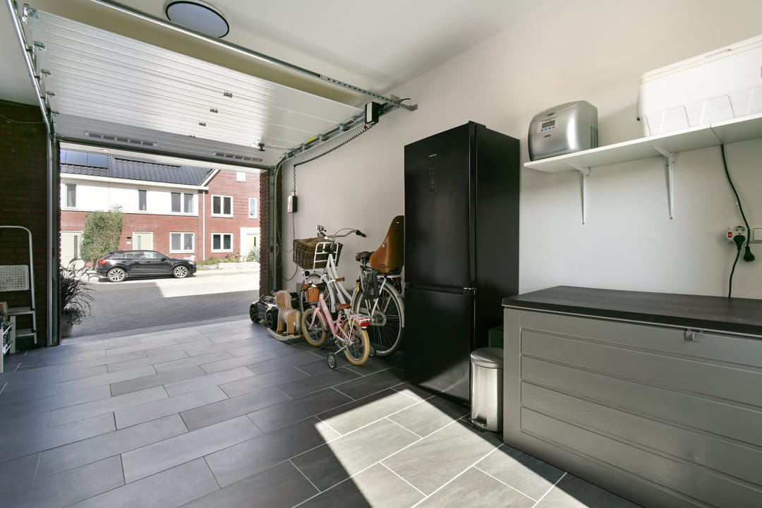 Photo 32 of Pieter van den Hoogenbandstraat 38