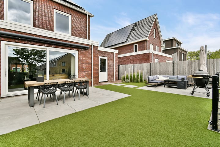 Photo 4 of Pieter van den Hoogenbandstraat 38