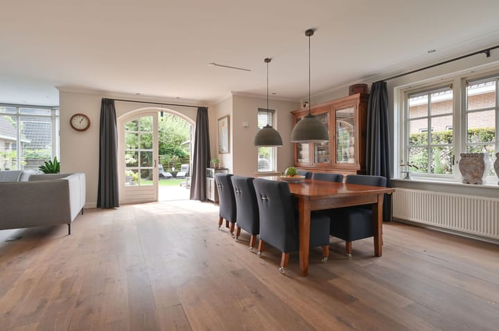 Vrijstaande woning te koop: Nieuweweg 5, Eemnes