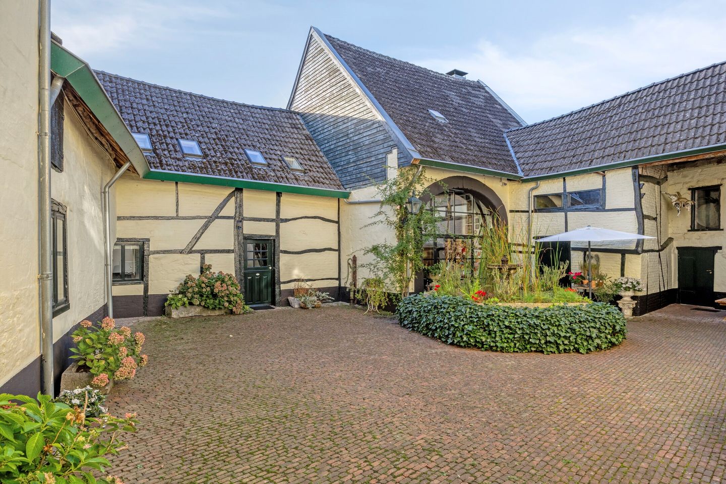 Photo 25 of Rijksweg 60